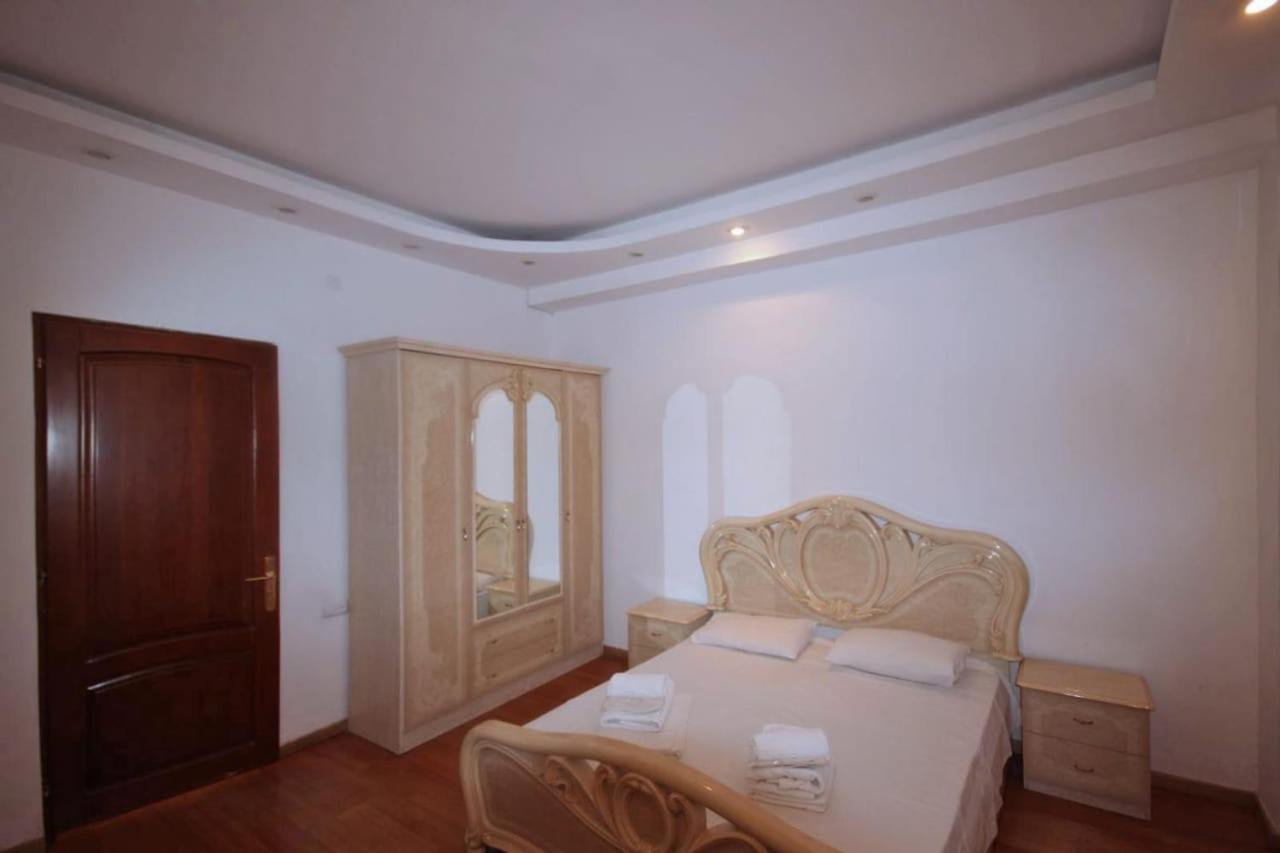 Freedom Apartments On Yekmalyan Str Yerevan Exterior photo