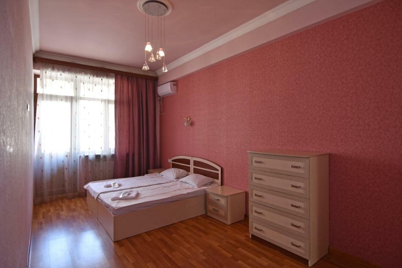 Freedom Apartments On Yekmalyan Str Yerevan Exterior photo